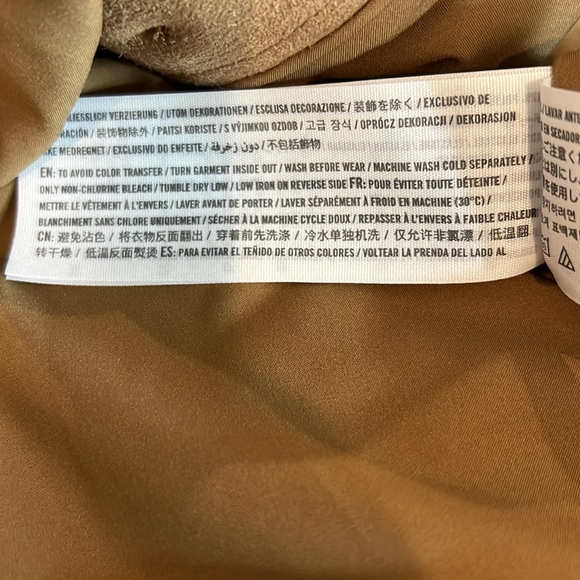 Women’s Abercrombie & Fitch Fully Lined Faux Suede Mini Skirt - Picture 4 of 5